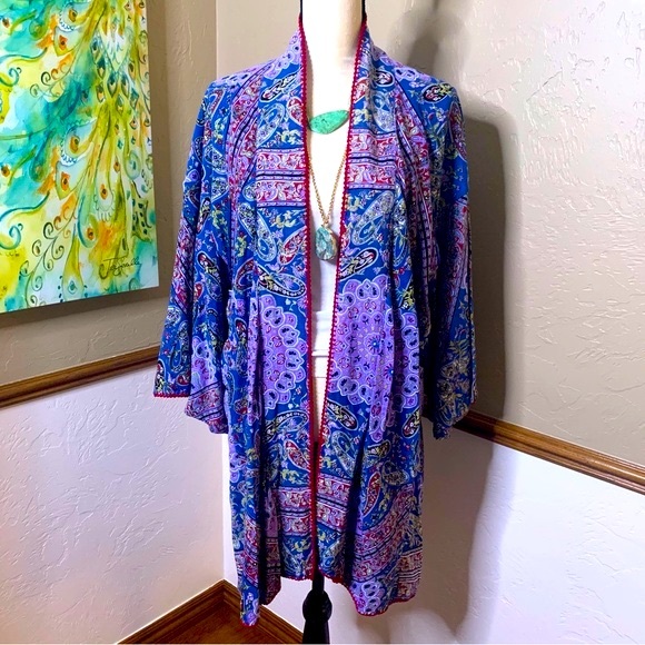 Chasing Unicorns Longline Paisley Print Kimono NWT One Size - Picture 2 of 13